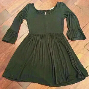 American Eagle Women’s Soft & Sexy Black Dress 3/4 Sleeve Button Back Size S